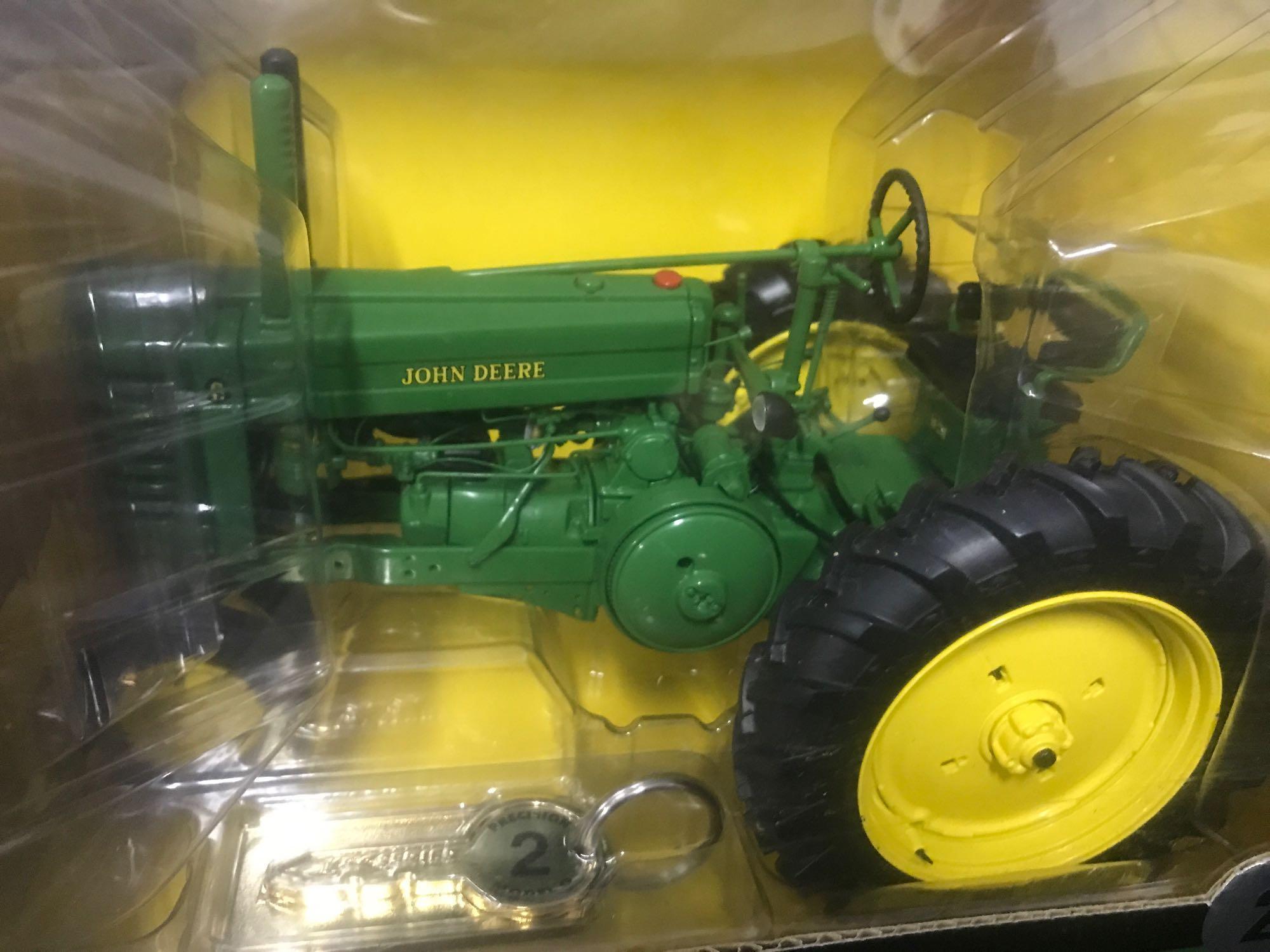 1/16 scale Ertl Precision Key Series JD Model G Tractor