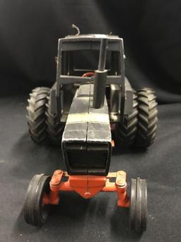 1/16 scale Ertl Case 1070 Demonstrator Tractor