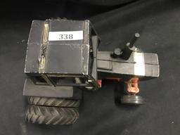 1/16 scale Ertl Case 1070 Demonstrator Tractor