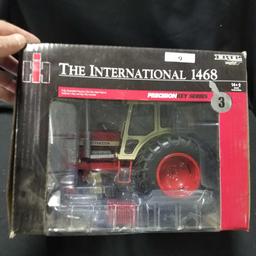 1/16 scale Ertl Precision Key Series IH 1468, In the Box