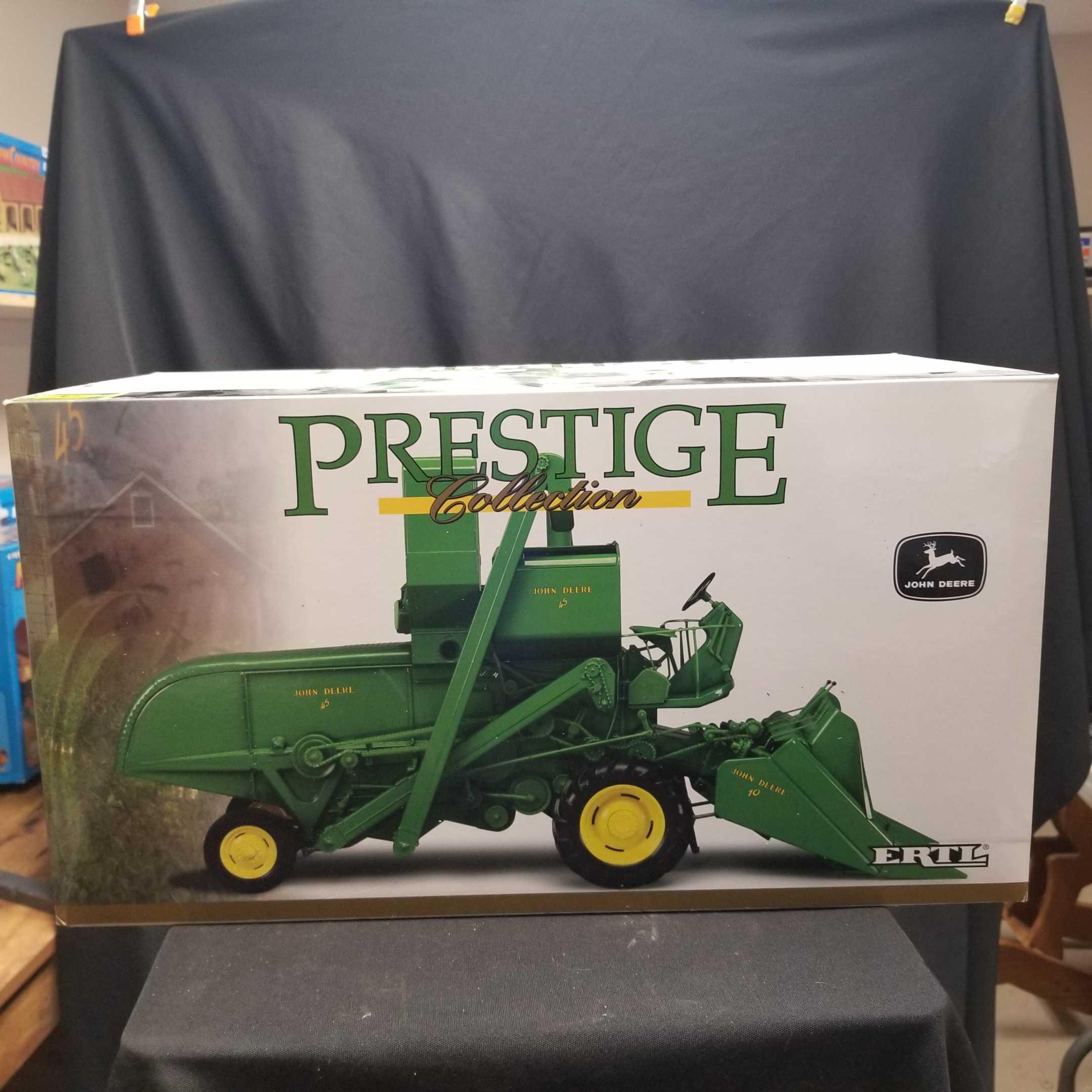 1/16 Scale Ertl Prestige Collection JD 45 Combine