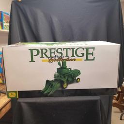 1/16 Scale Ertl Prestige Collection JD 45 Combine