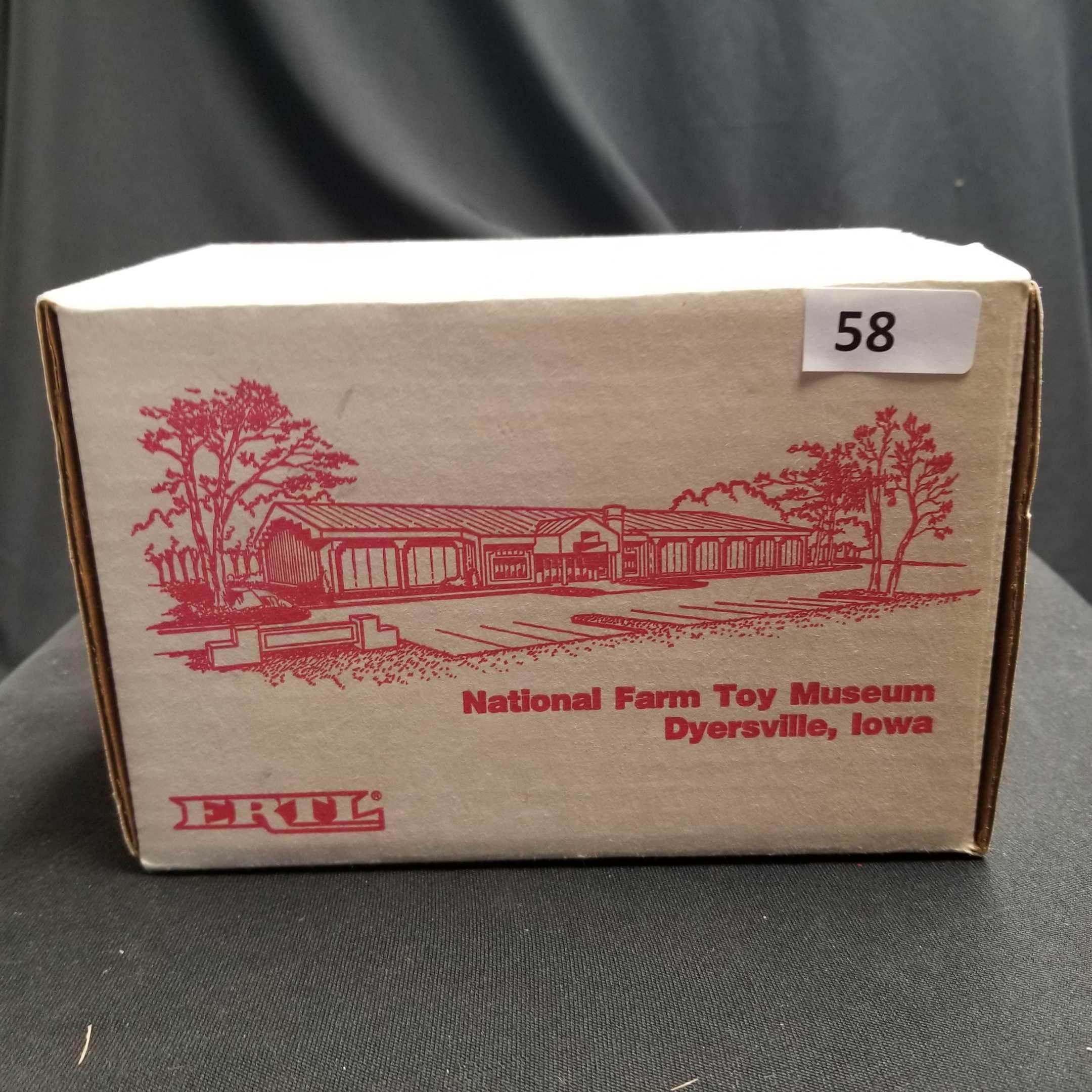 1/16 Scale Ertl Cockshutt 20 Tractor-NIB
