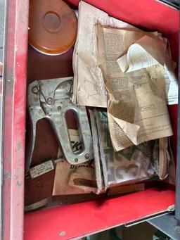 CRAFTSMAN WORK BENCH/DRAWERED TOOL BOX