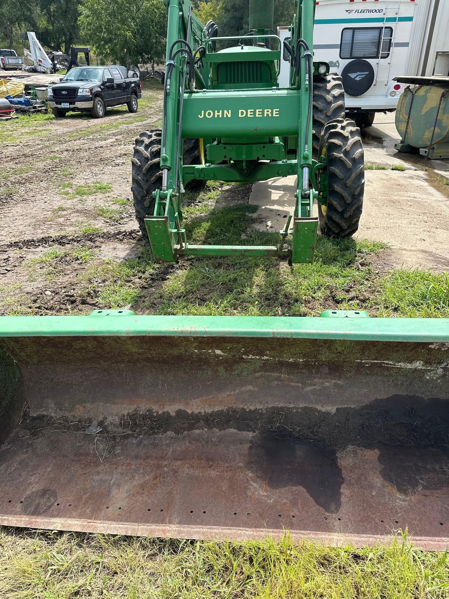 JOHN DEERE "4020" TRACTOR, DIESEL, OPEN STATION , HYDRAULIC FRONT ASSIST, 260 LOADER