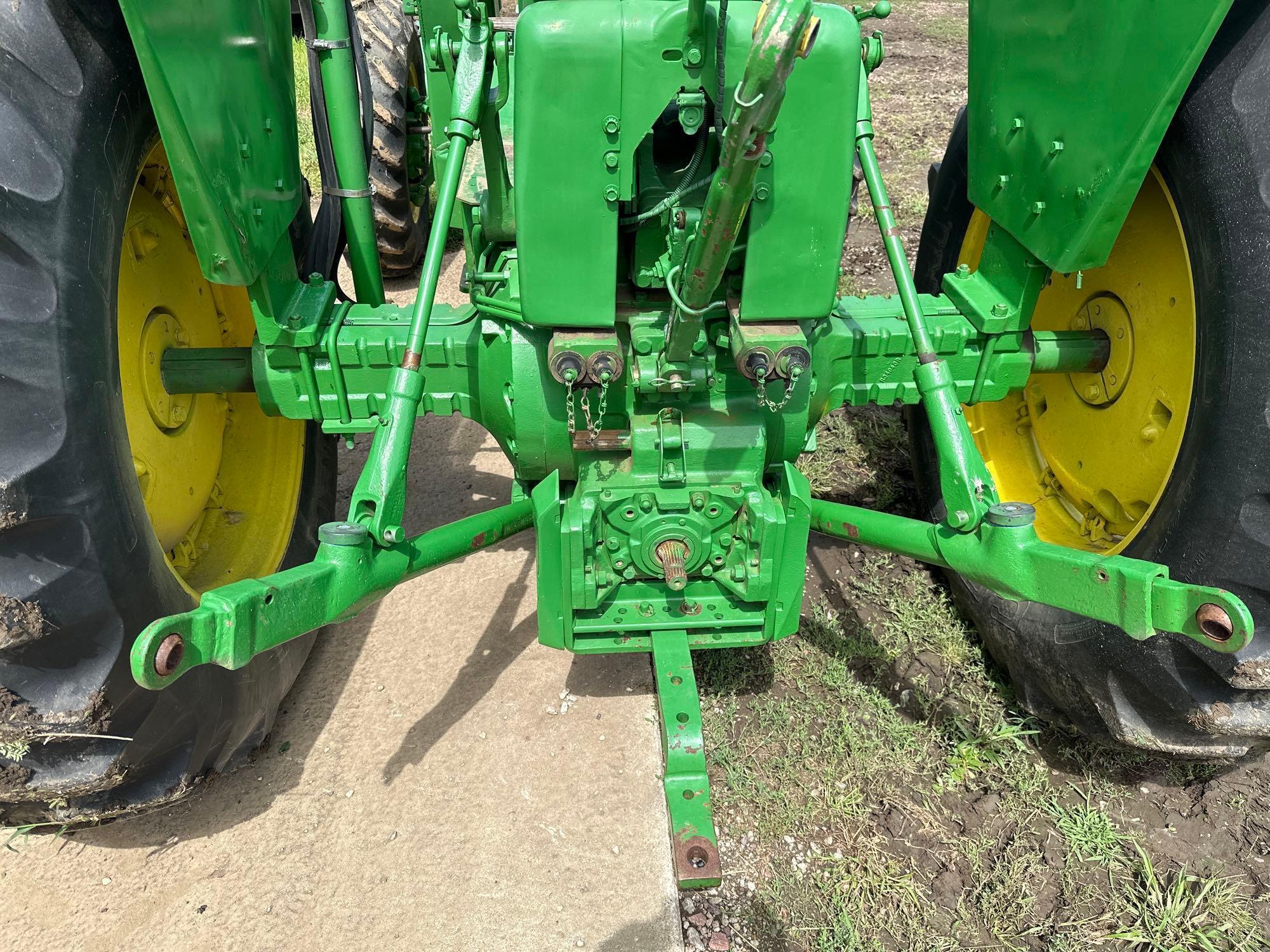 JOHN DEERE "4020" TRACTOR, DIESEL, OPEN STATION , HYDRAULIC FRONT ASSIST, 260 LOADER