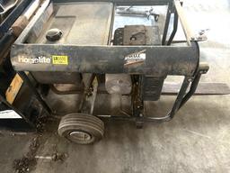 HOMELITE 5500w PORTABLE GAS GENERATOR