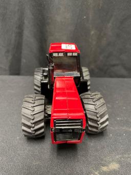 1/32nd Scale 1988 Ertl Case-IH 4894 4WD Tractor