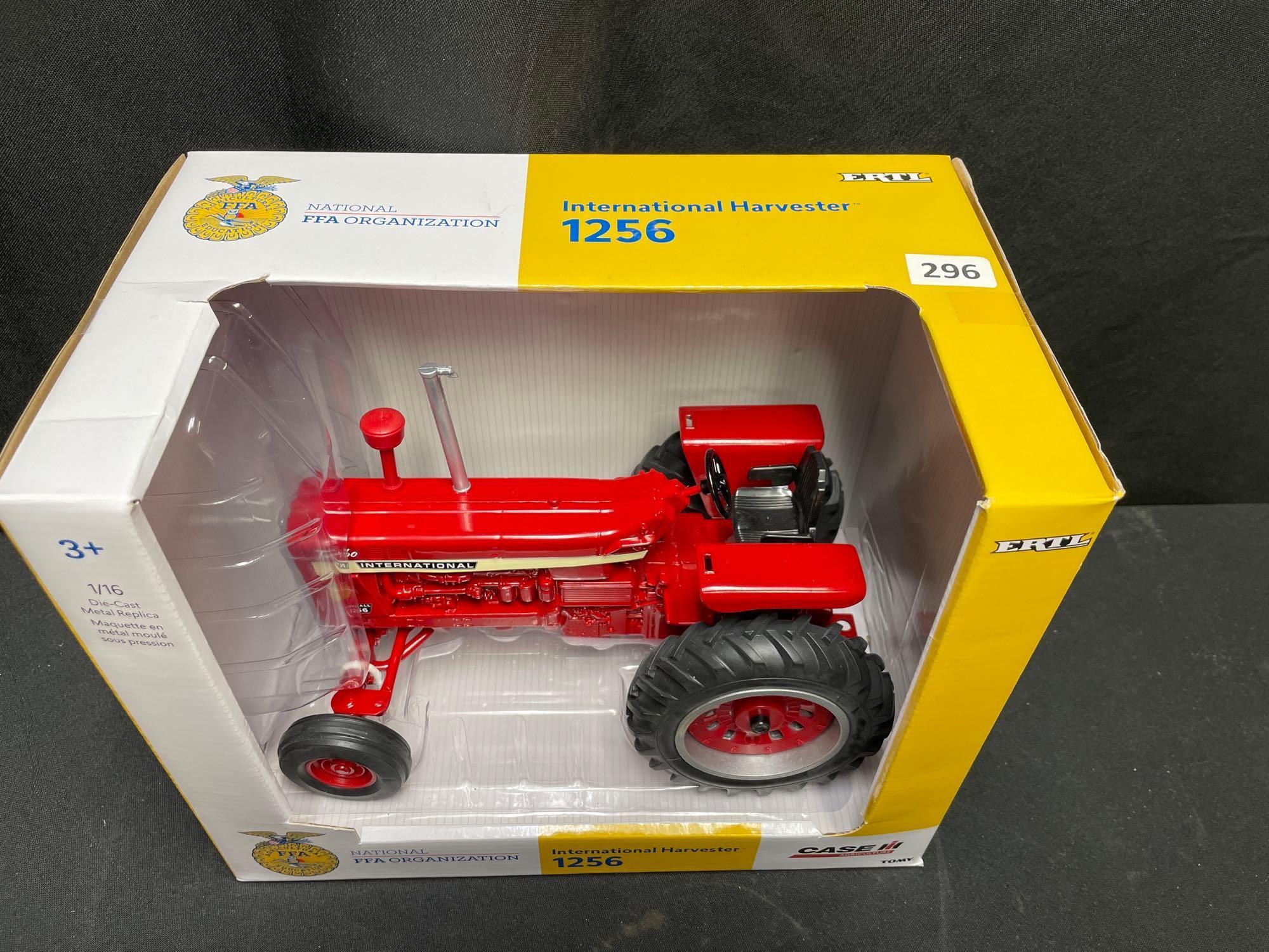 1/16th Scale National FFA Organization IH 1256 Tractor - NIB