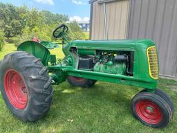 1945 OLIVER "60" TRACTOR, NARROW FRONT