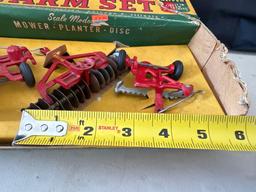 Oliver Toy Farms set