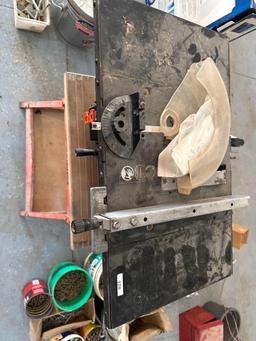 Black & Decker 8' Table Saw with Work Station