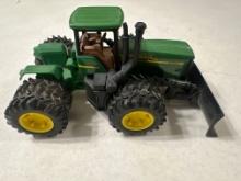 JD 4x4 tractor