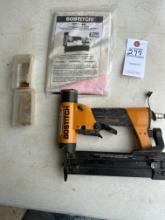Air nailer