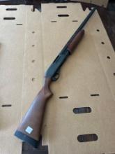 Remington 870 Express Magnum 12 Gauge Shotgun. 2 3/4" and 3" chamber, ribbed barrel Serial D594901M