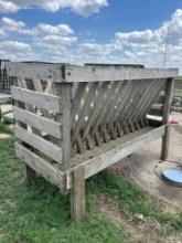 8x5 tall hay feeder