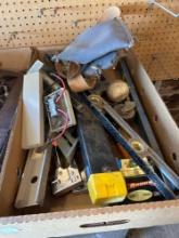ASSORTMENT inc. LEVEL, STAPLE GUNS, POP RIVET TOOL