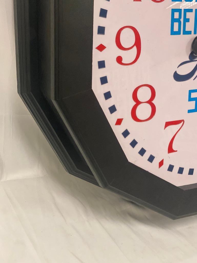 Ford V8 Etched Milkglass Clock
