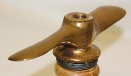 Cole Aero Eight Radiator Cap Propellor Moto Meter Base