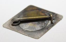 1924 Illinois Registered Chauffeur Pin Badge