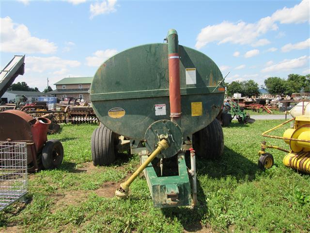 Husky Tandem Axle Tank Spreader