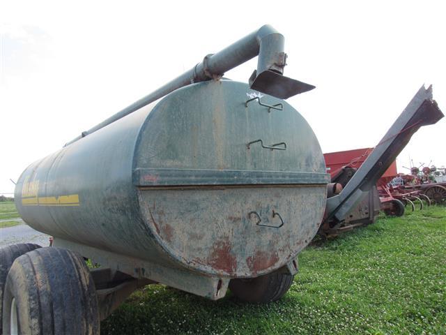 Husky Tandem Axle Tank Spreader