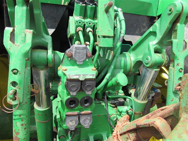 JD 7210 4X4, C/A/H, LHR - 5120 Hrs