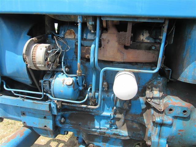 Ford 7000 2WD w/ Front Weights