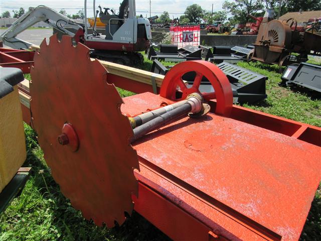 Bell Sawmill w/40" Blade, 32' Carriage PTO Driven