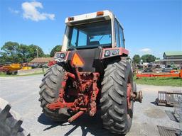 Int'l 1086 Tractor, 2WD, C/H/A dual PTO
