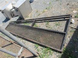 Sullivan Cattle Dividers