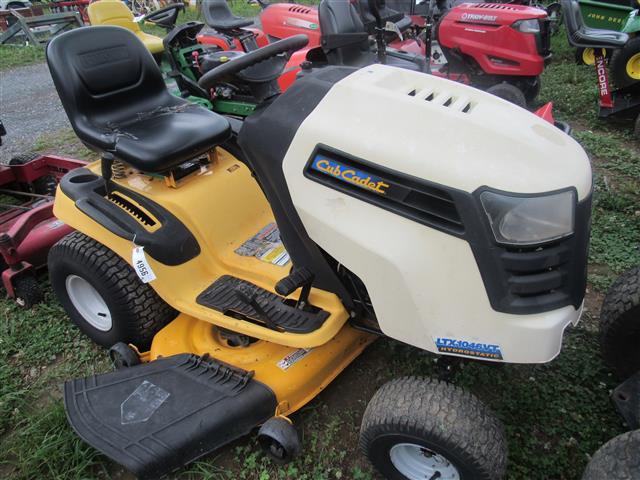 CC LTX1046 Riding Mower (runs)