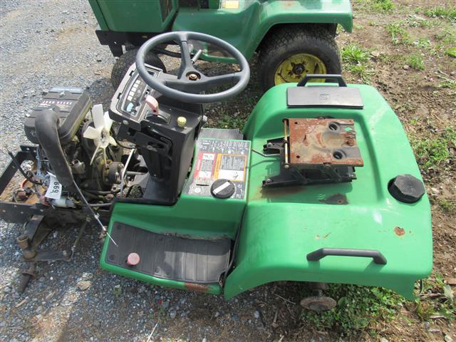 JD 445 Riding Mower (not running)