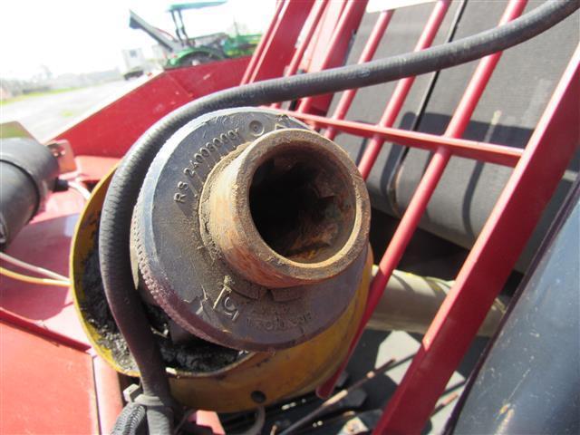 New Idea 4845 Rd Baler with Monitor