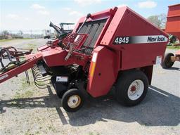 New Idea 4845 Rd Baler with Monitor