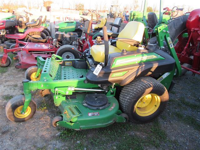 JD Z290M 2018 Model Zero Turn Rider, 80 Hrs