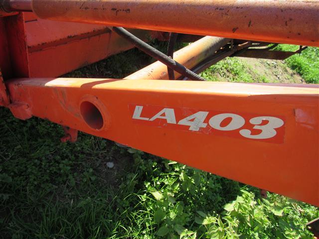 Kubota LA403 Loader
