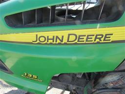 JD 135 Garden Tractor (runs)