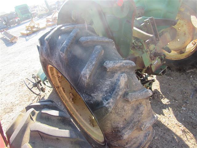 JD 950 Rear End