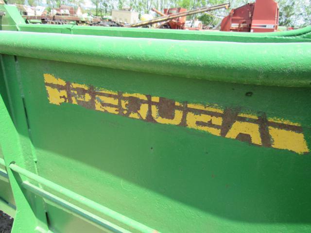 Pequea Ground Drive Manure Spreader