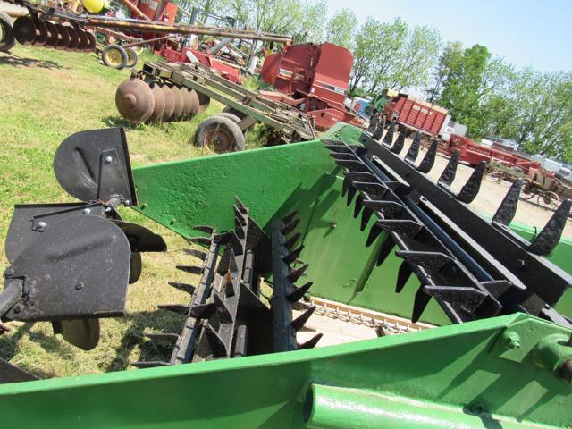 Pequea Ground Drive Manure Spreader