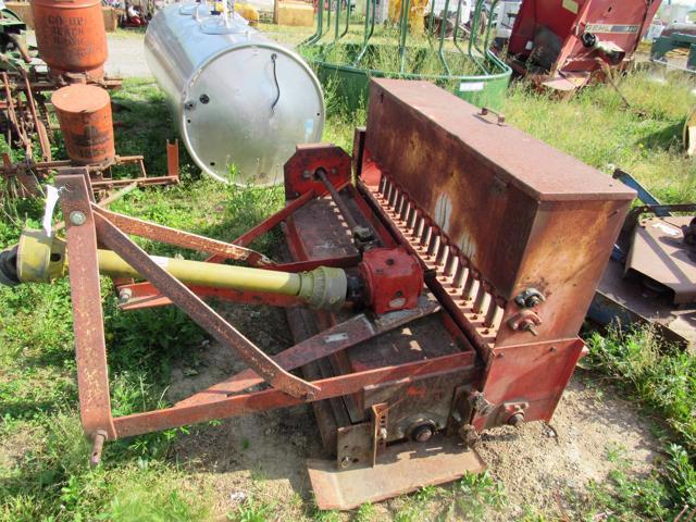 Jacobson 8201 3pt Preseeder