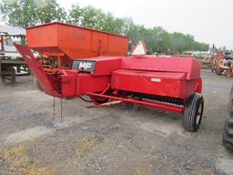 MF 124 Baler