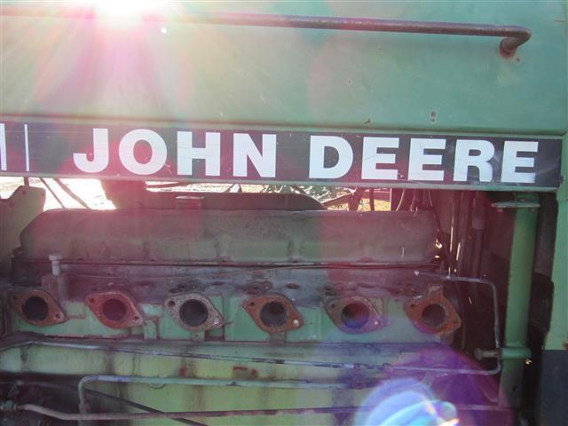 JD 2955 2WD, 4Post ROPS, Quad Trans (salvage)