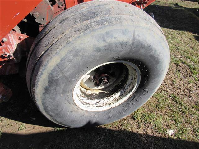 Hesston-Agco 856 Round Baler, Net, Twine