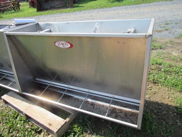 STACO Pig Feeder