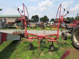 NH 163 Hydraulic-Fold Tedder