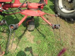 NH 163 Hydraulic-Fold Tedder