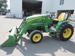 JD 3320 w/JD 300CX Ldr, ROPS, 4WD, 1629 Hrs.