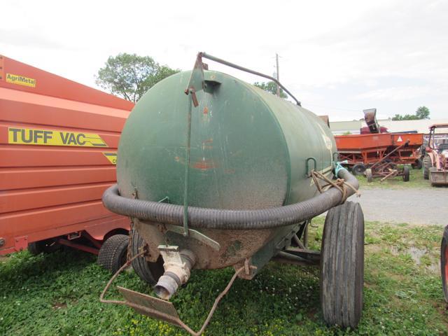 Badger 1000 Vacuum Tank Manure Spreader